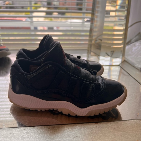 Toddler Boy shoes 11 and 12 Low Top Jordan 11, Nike airmax - Picture 8 of 13